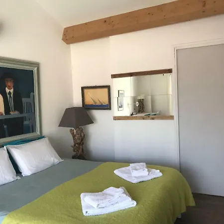 Bed & Breakfast Les D'agatha Sanary-sur-Mer